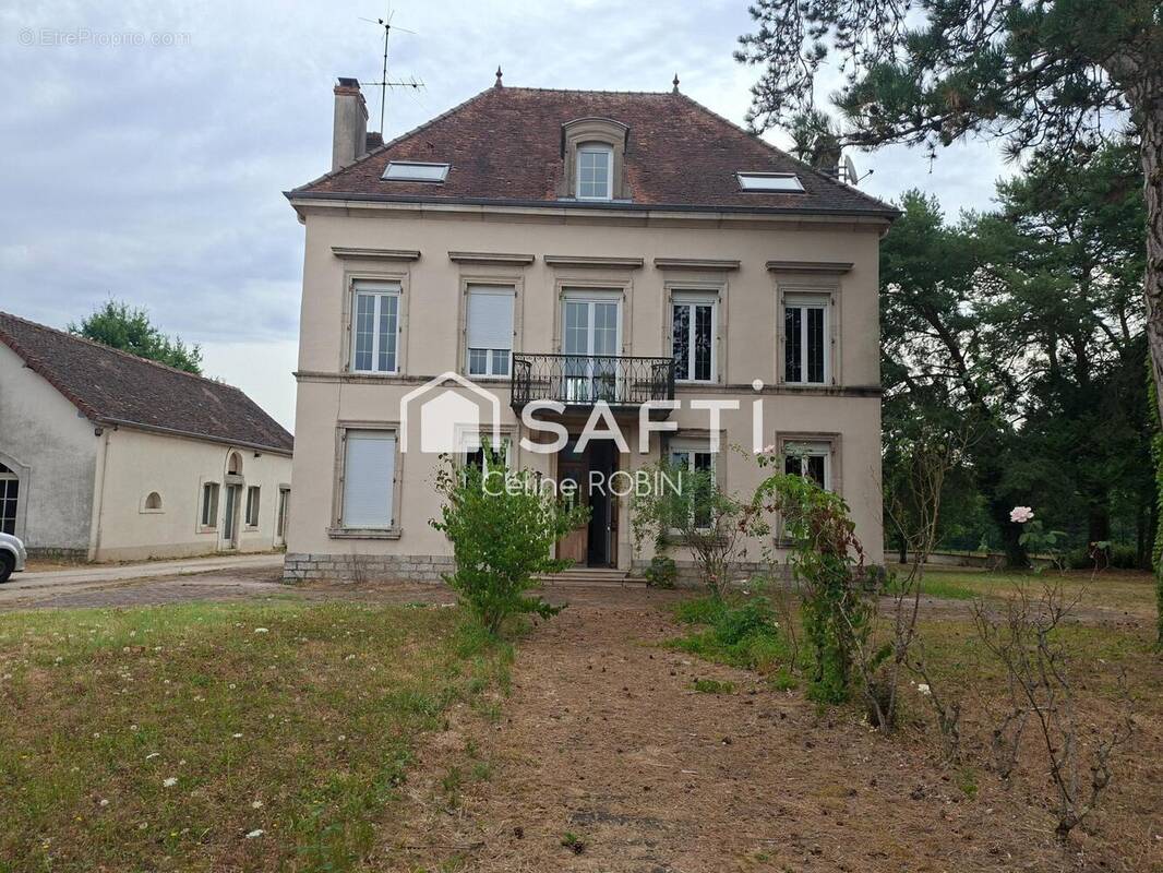 Photo 1 - Maison à LOUHANS