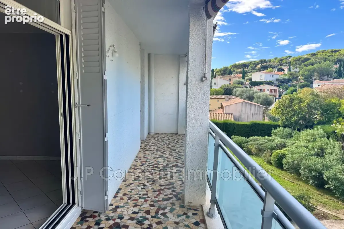 Appartement 3 pièces 58 m² à vendre à La Ciotat (13600) - photo 4