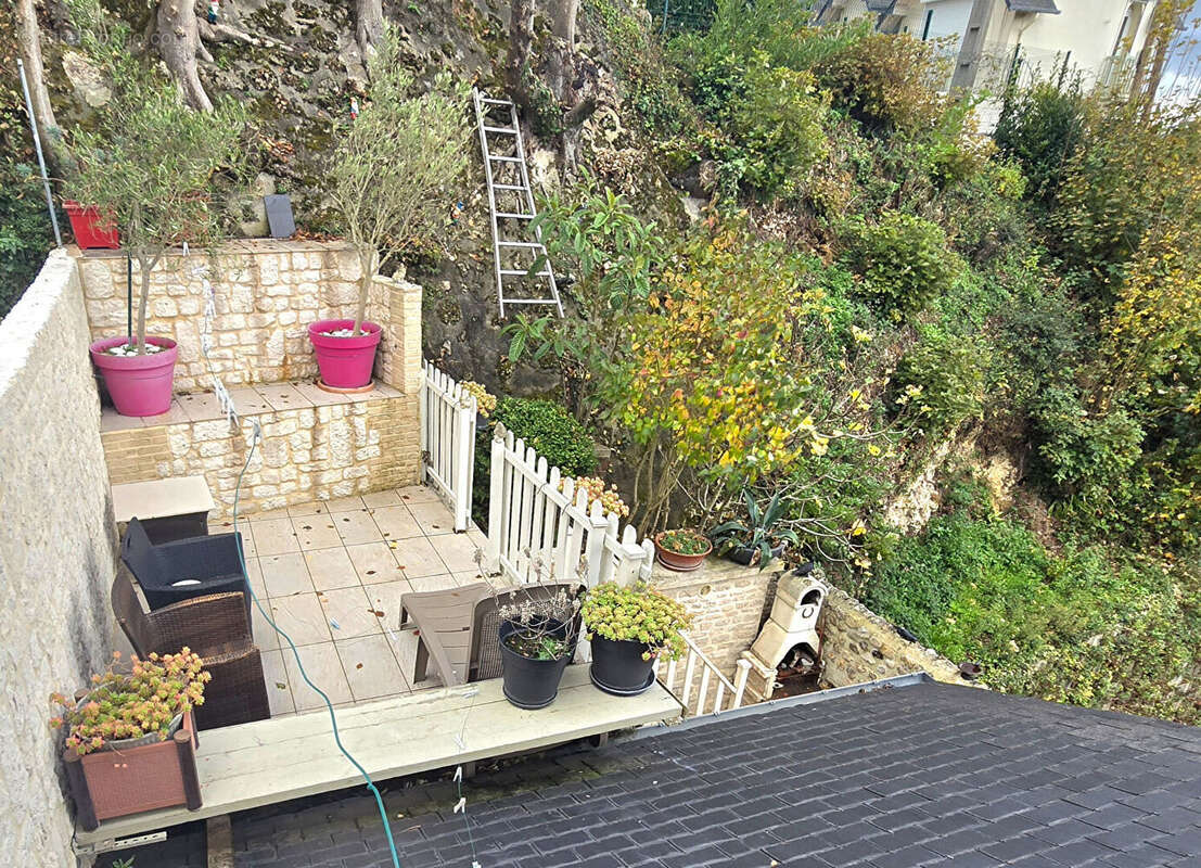 TROUVILLE SUR MER - Maison 5 pièces avec terrasses et jardin, à pied de la gare et de la plage - photo 3
