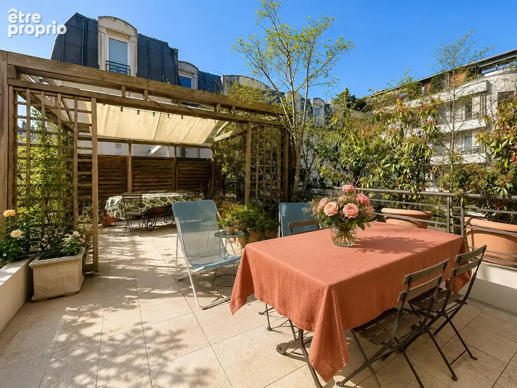 Appartement à SURESNES