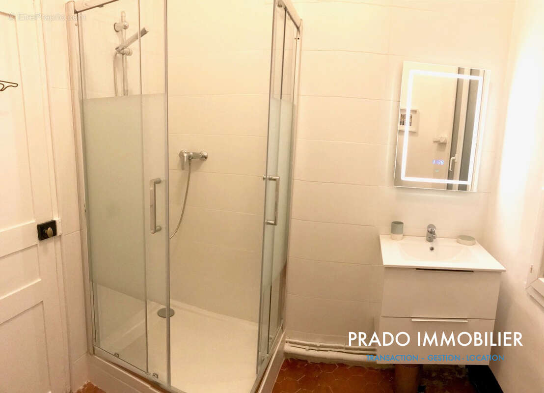 Appartement à MARSEILLE-7E