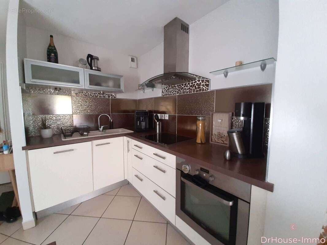 Appartement à SAINT-ETIENNE