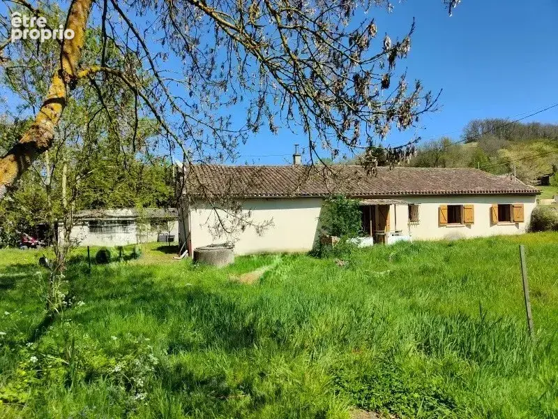 Maison à SEISSAN