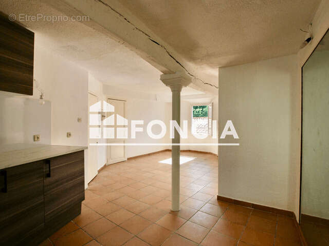 Maison à SAINT-LAURENT-DE-CERDANS