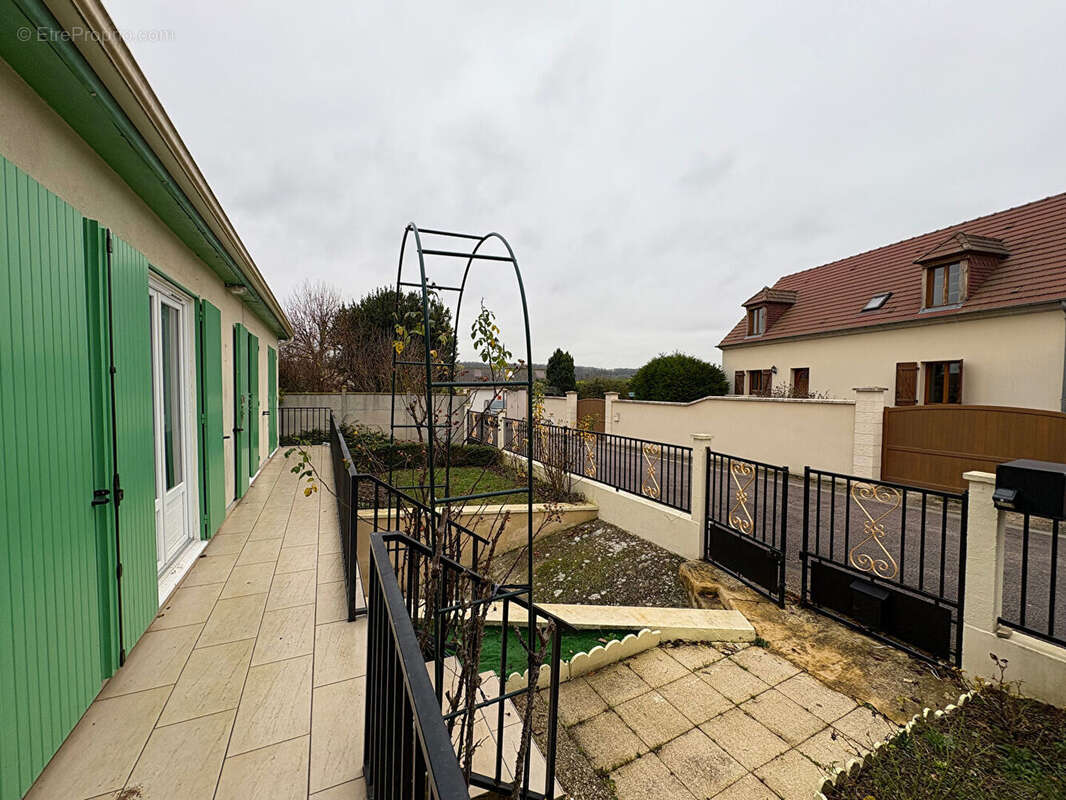 Maison à GUITRANCOURT