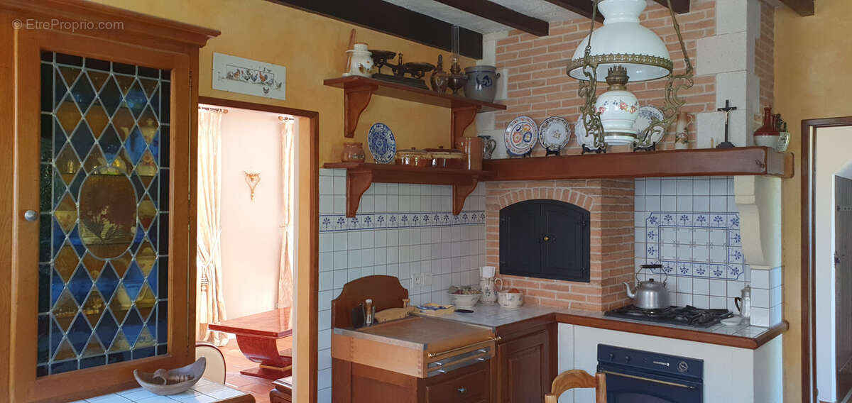 Maison à CRUGNY