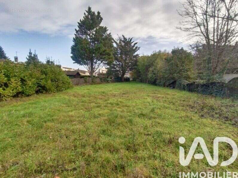 Photo 2 - Terrain à BORDEAUX