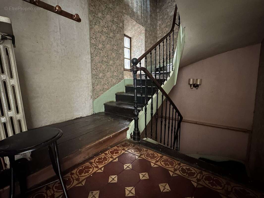 Maison à BEAUJEU