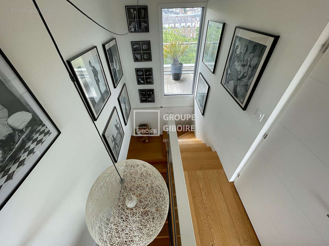 A VENDRE - GIBOIRE - Appartement de prestige 5 pièces à vendre à Rennes Nord Saint-Martin, dernier étage avec vue dégagée - photo 12