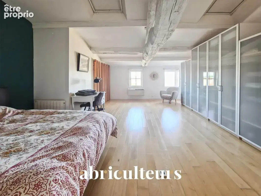 Superbe duplex dans une petite copropriété de caractère en vente à Saintes (17100) - photo 7