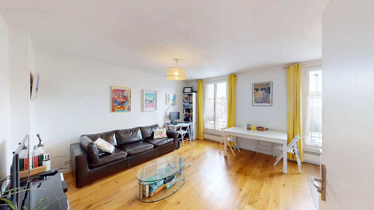 Appartement à IVRY-SUR-SEINE
