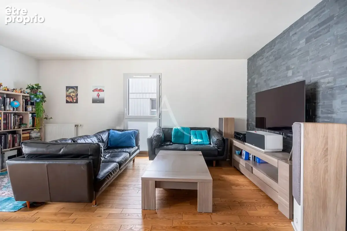 Appartement à IVRY-SUR-SEINE