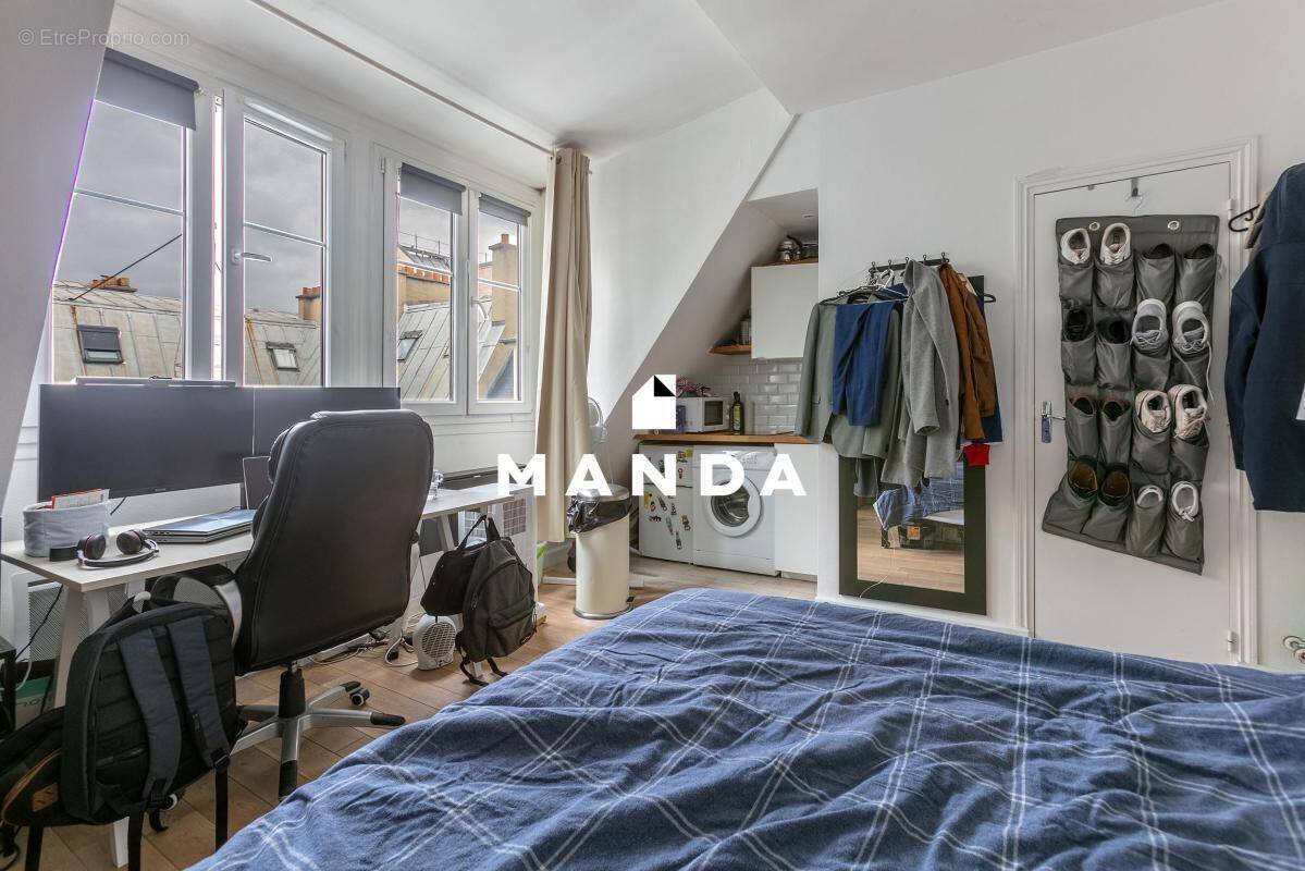 Appartement à PARIS-17E