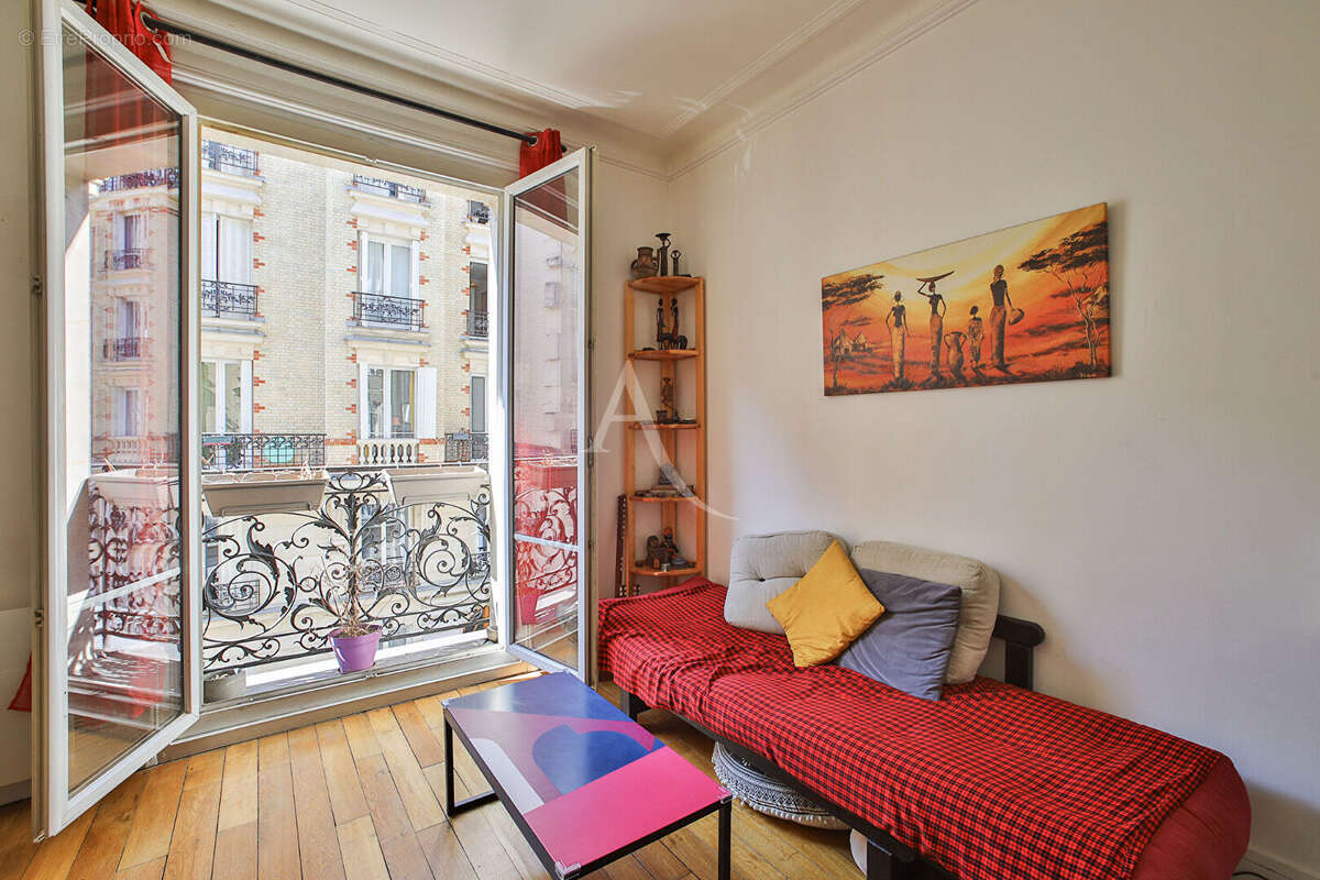 2 Pièces 34 M² -Immeuble Pierre de Taille PARIS 12 - photo 3