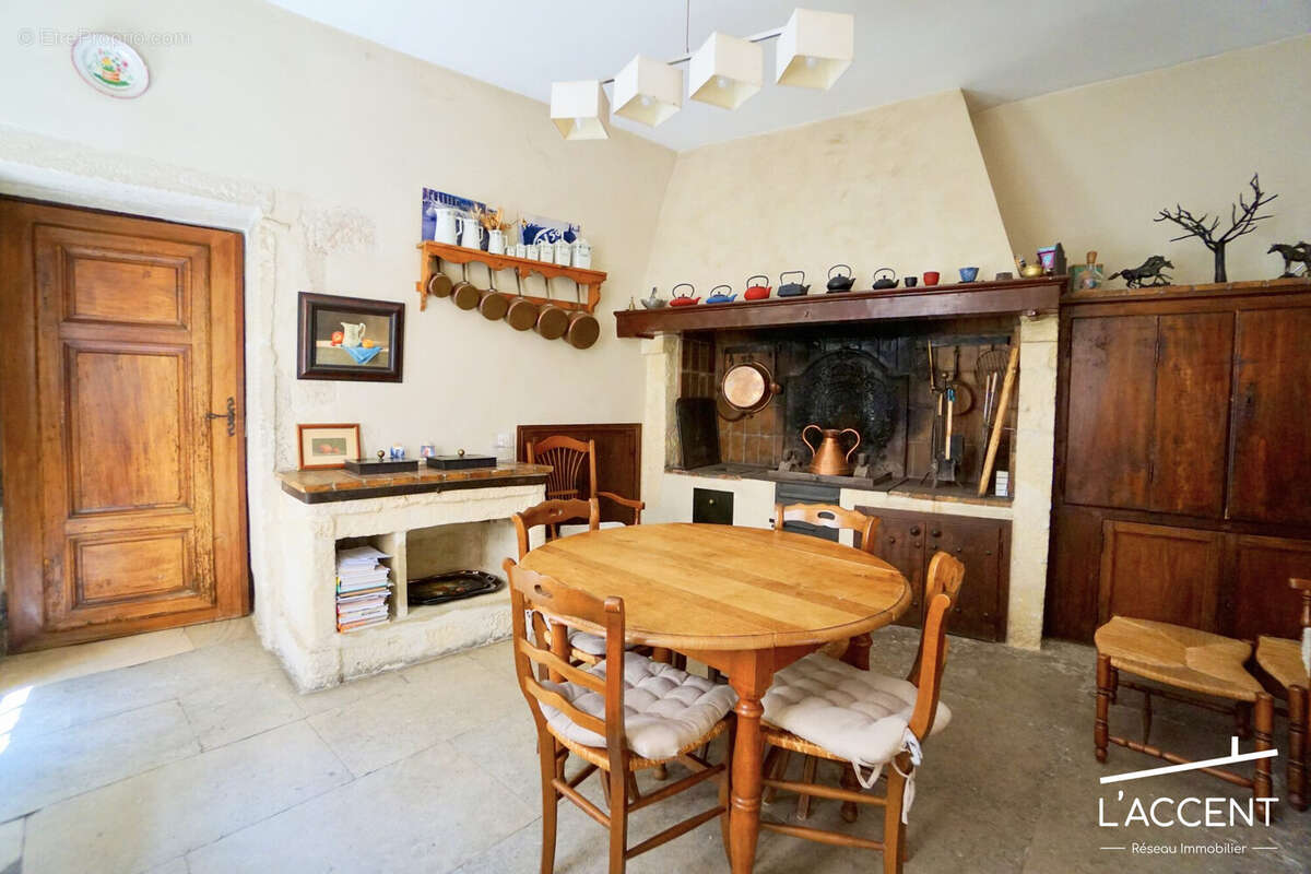 Maison à SAINT-GILLES