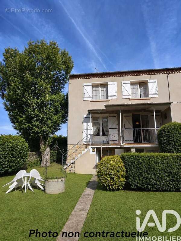 Maison 90 m² à Sarlat-La-Caneda  - photo 2
