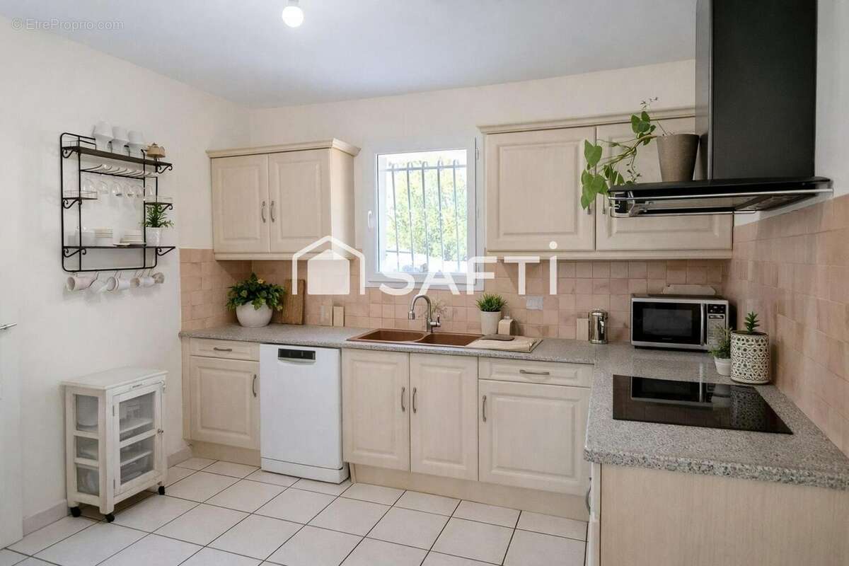 Photo 4 - Maison à L'ISLE-SUR-LA-SORGUE