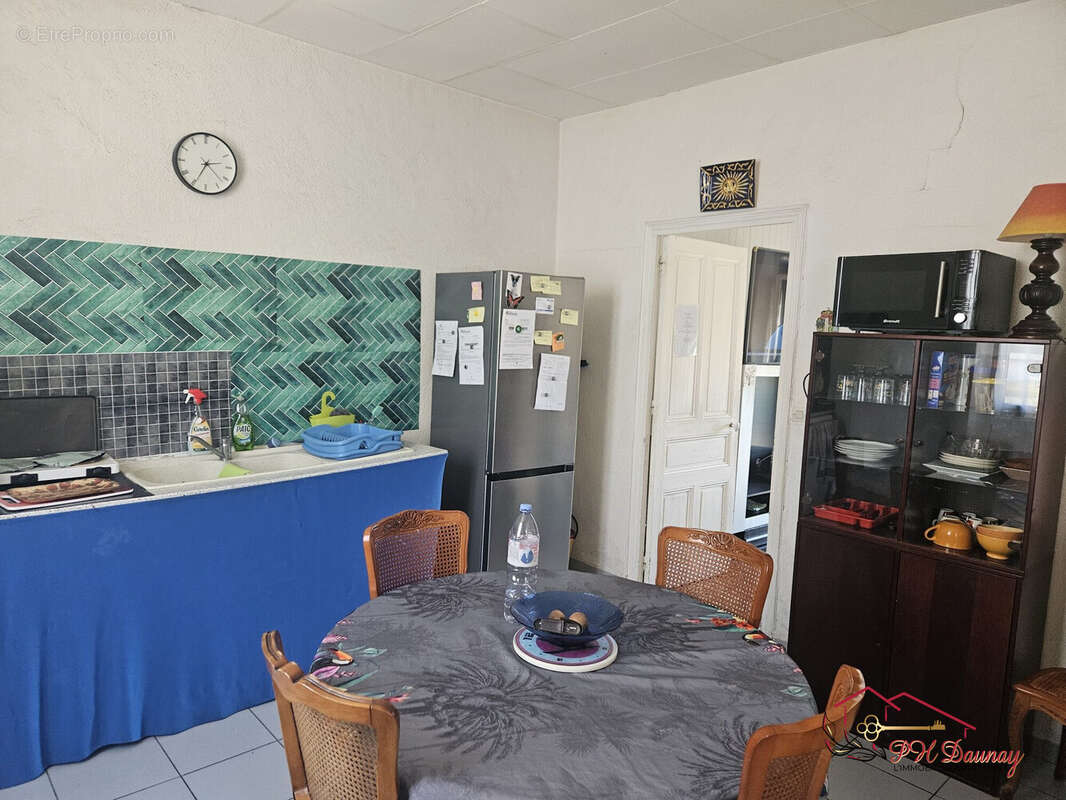 Appartement à LES SALLES-DU-GARDON