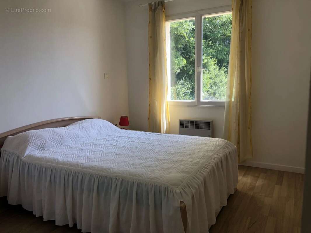 Maison à BAZOCHES-SUR-LE-BETZ