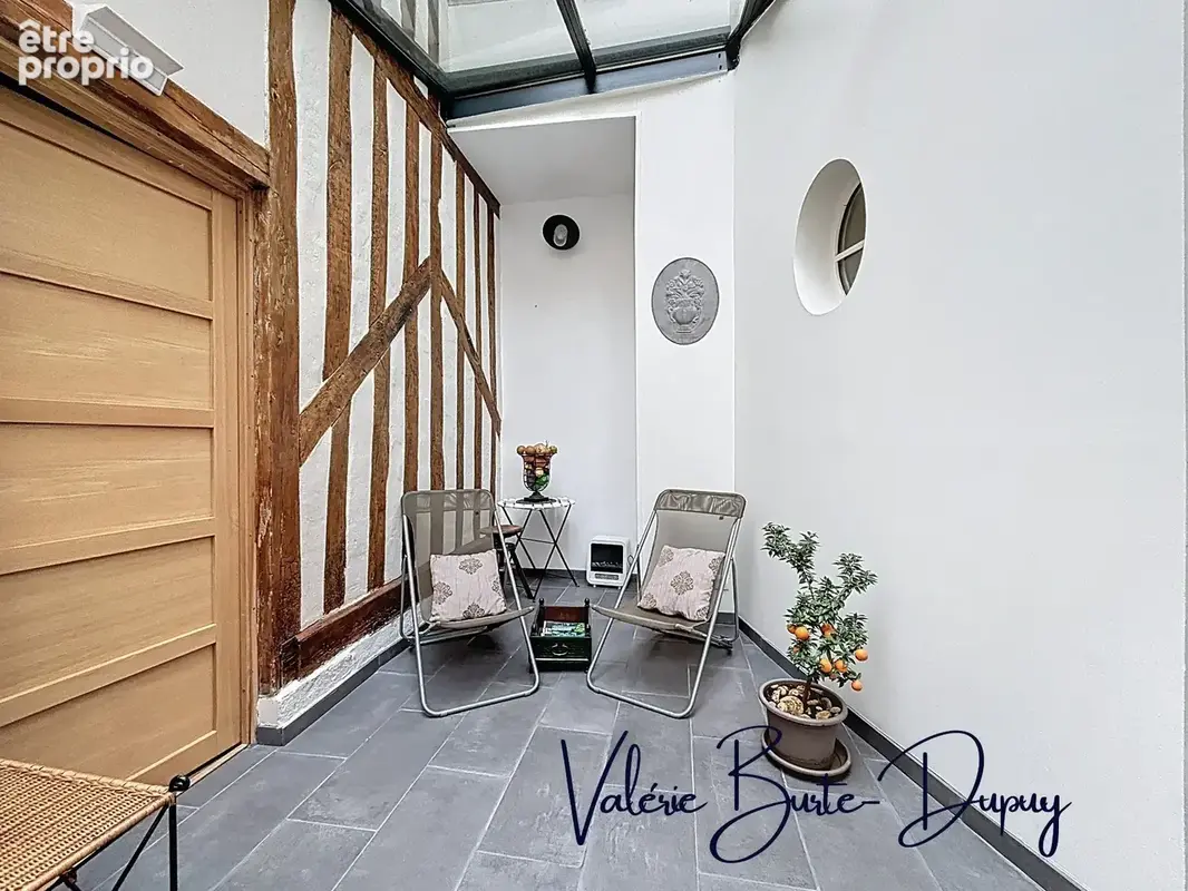 Orléans St Vincent à 15min de la place du Martroi à pied Maison de ville à vendre 5 Chambres avec terrasse arborée et stationnem - photo 13