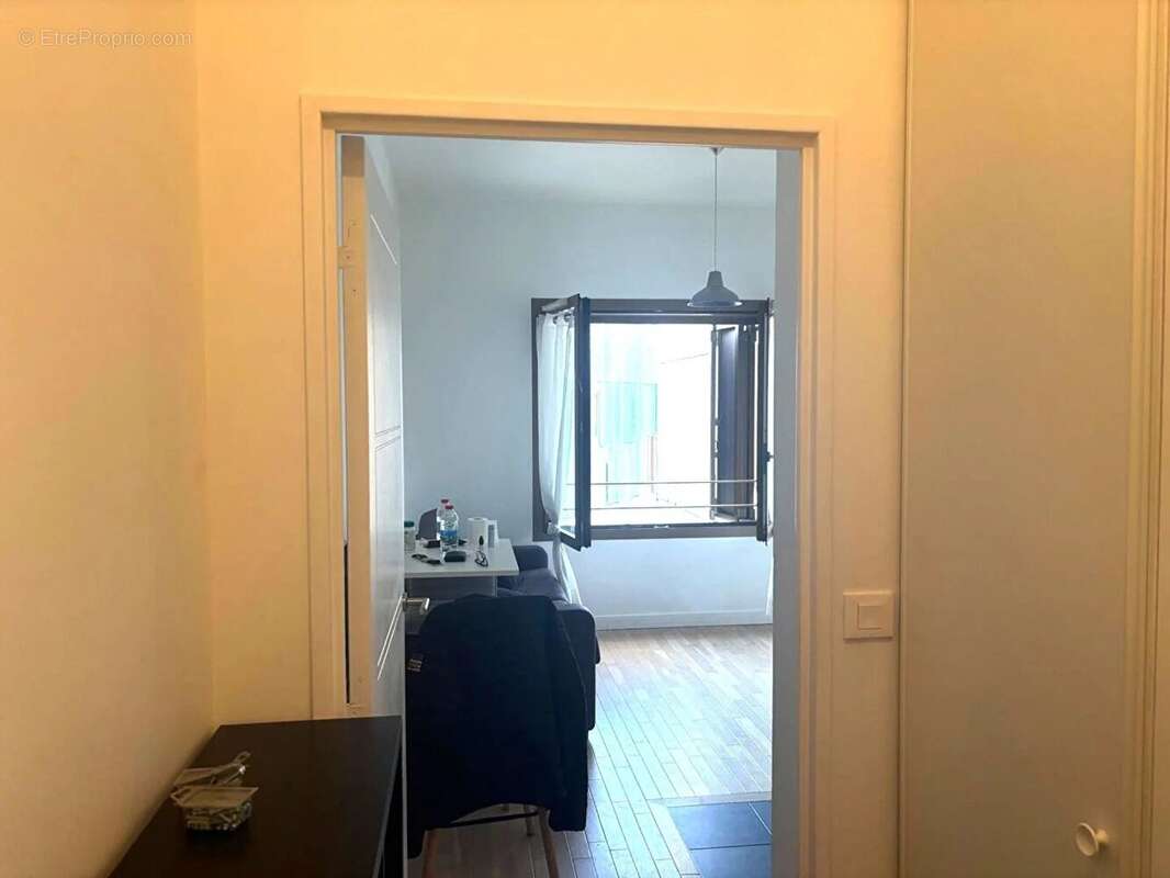 Appartement à PARIS-19E