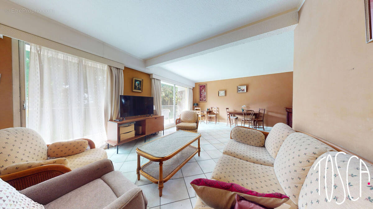 Appartement à THIAIS
