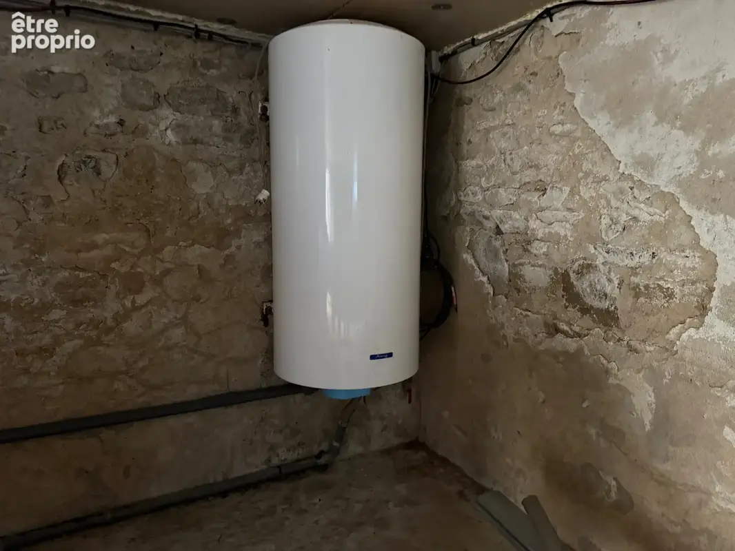 Auv 1230 : Maison à finir de rénover, hameau avec petite mare, 1 460 m2 - photo 50