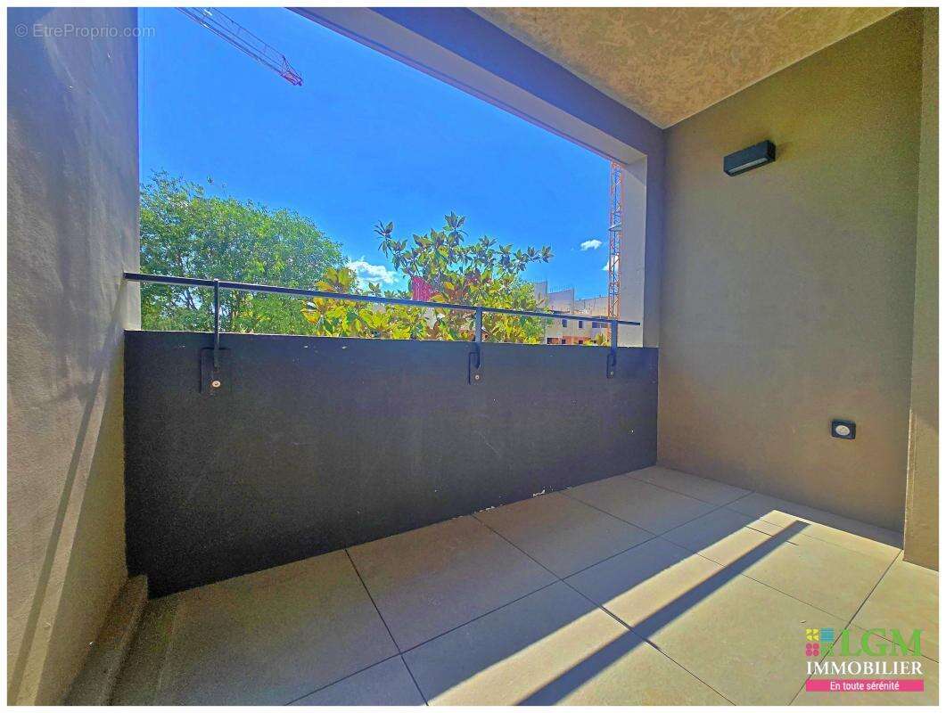 Appartement à LATTES