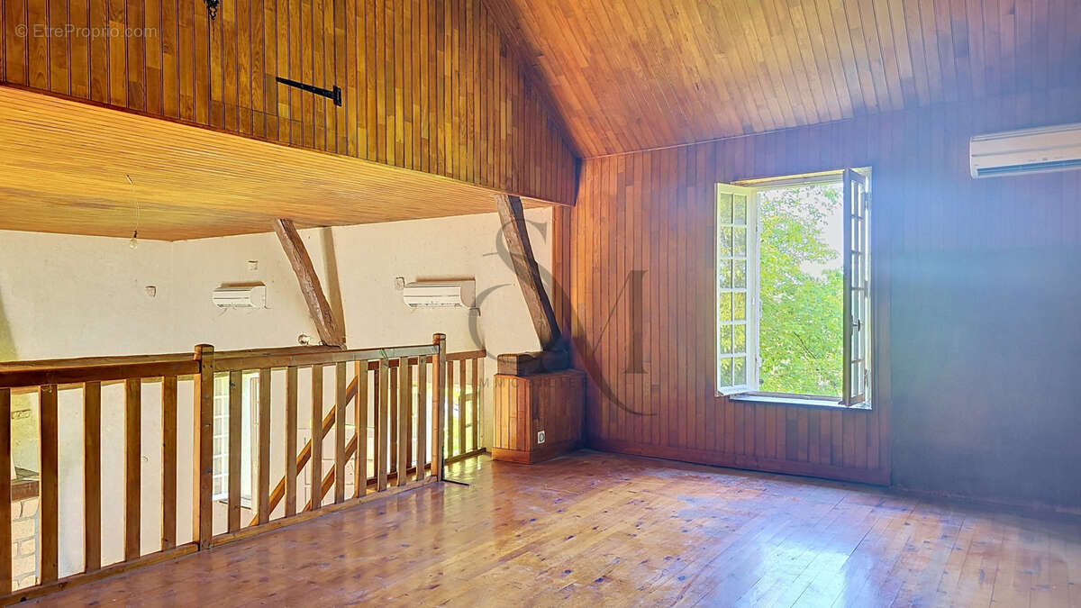 Maison à BRANSLES