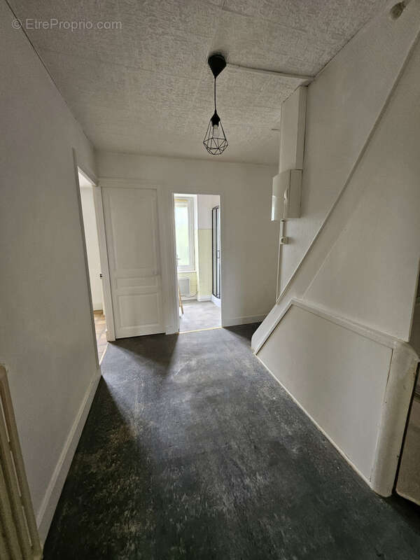 Appartement à EPINOUZE