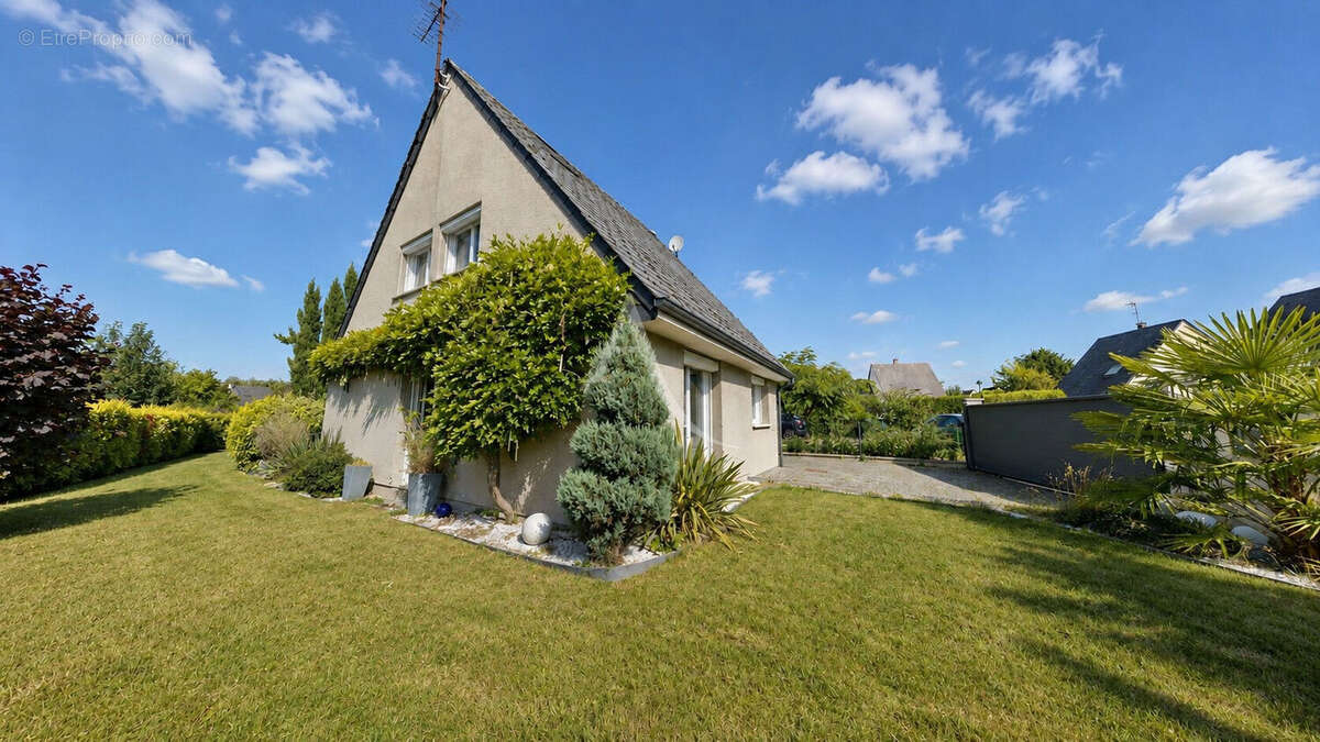 Maison Ymare 7 pièce(s) 173 m2 - photo 2