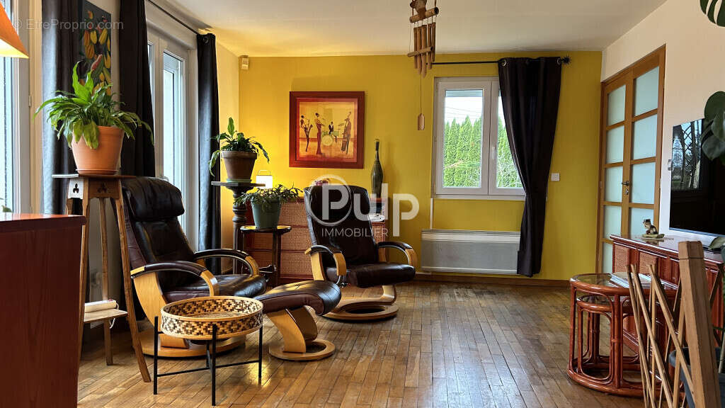 Plain-pied sur sous-sol complet à Sainte Catherine - photo 5
