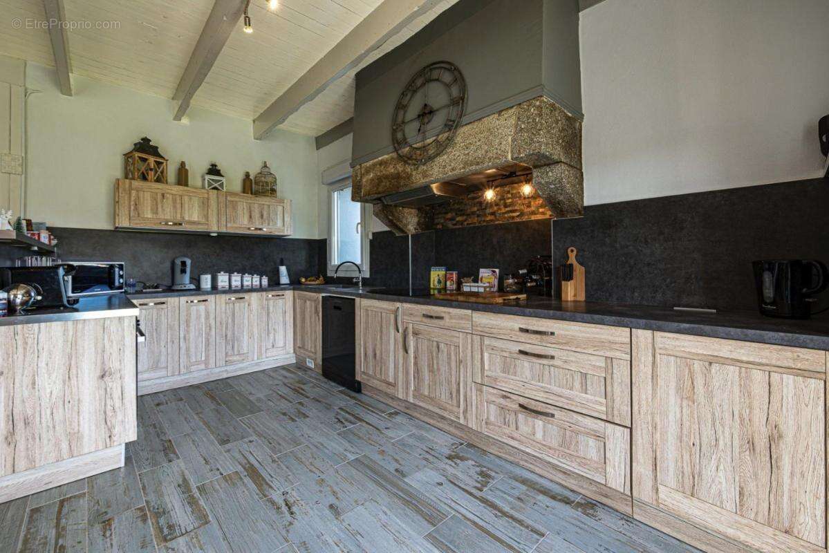 Jolie maison en pierre de 130 m2 - photo 4