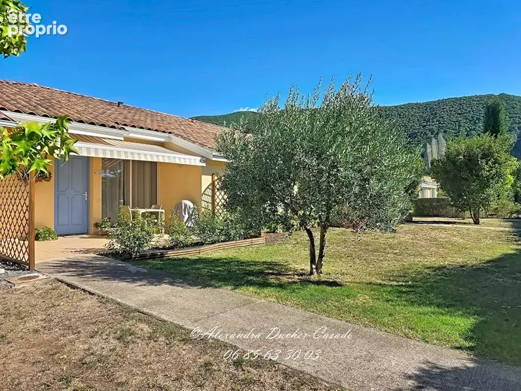 Les mées - appartement t3 de plain-pied avec terrasse, piscine et parking privatif - photo 14