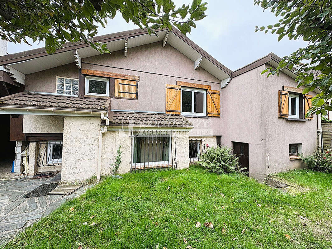 Maison à SAINT-PRIX