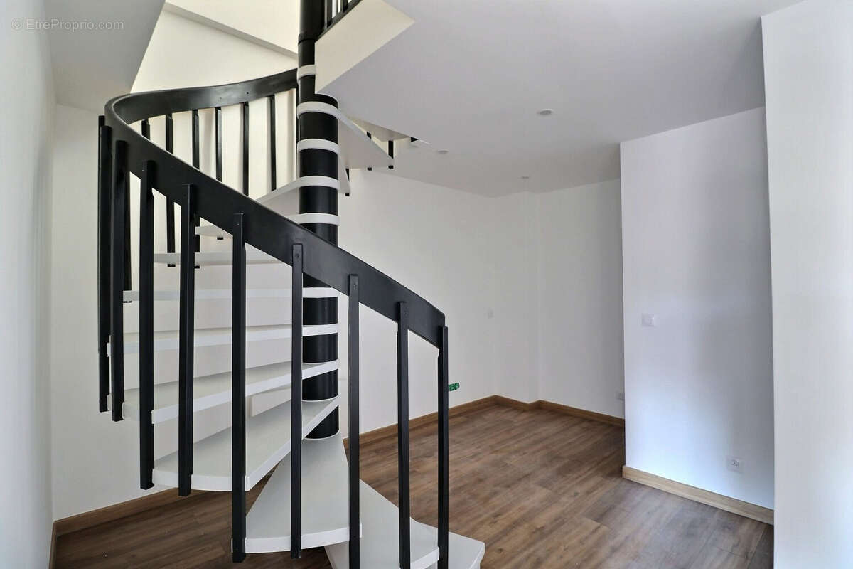 Maison 77 m² à Douvaine  - photo 6