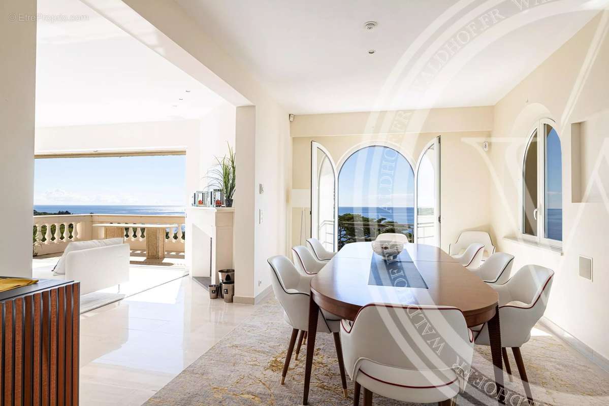 Maison à ROQUEBRUNE-CAP-MARTIN