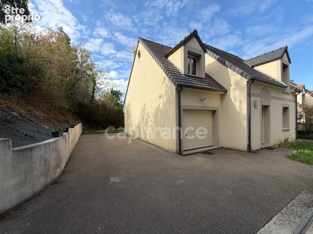 Maison à vendre 5 pièces de 91 m2 SAINT GEORGES SUR BAULCHE (89) 3 Chambres Garage Terrain Terrasse - photo 10