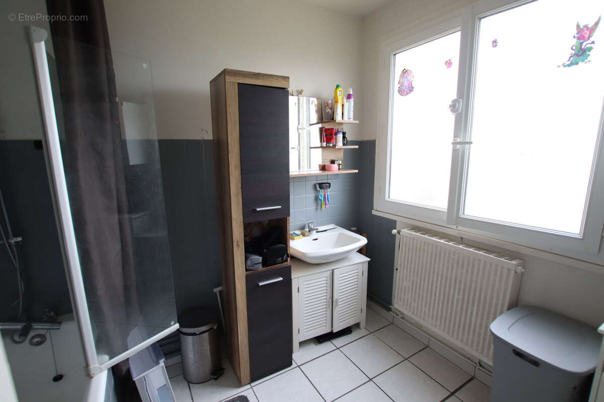 Appartement à LUCE