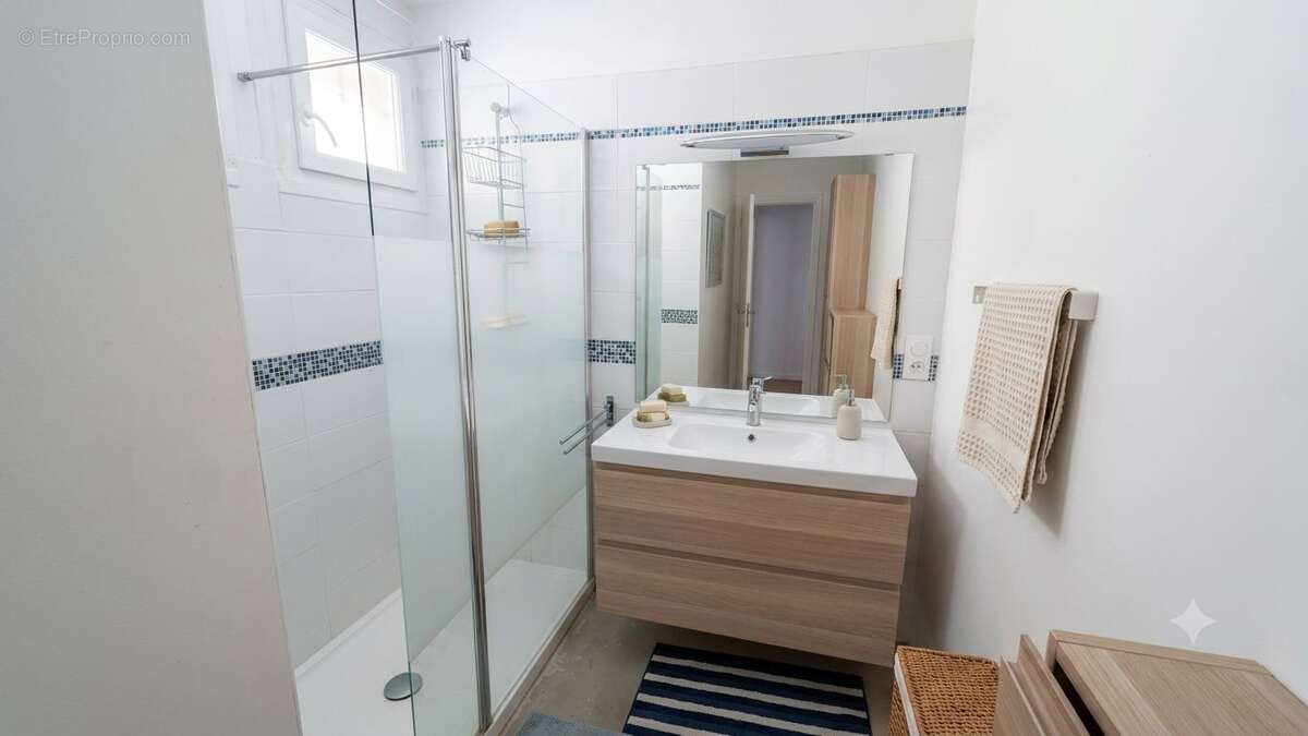 Spacieux T4 de 95 m² en rez-de-jardin – Zéro charge de copropriété - photo 6