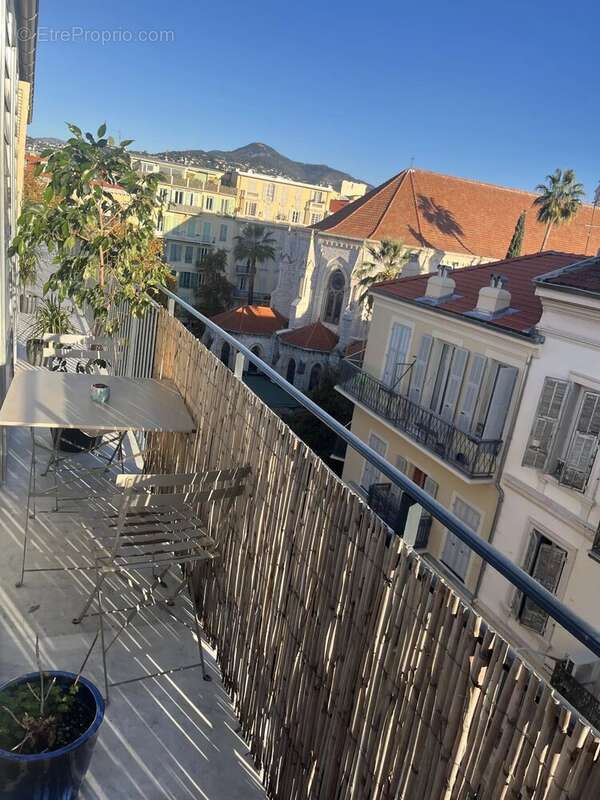 Appartement à NICE