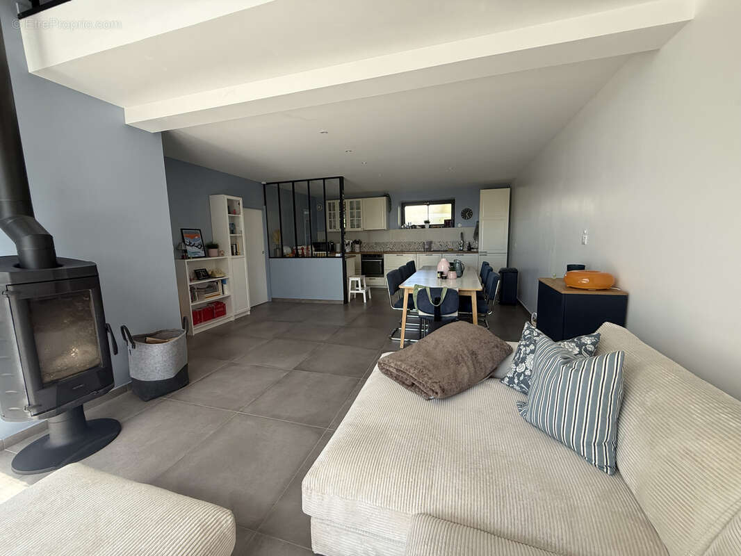 Maison à LES COTES-D'AREY