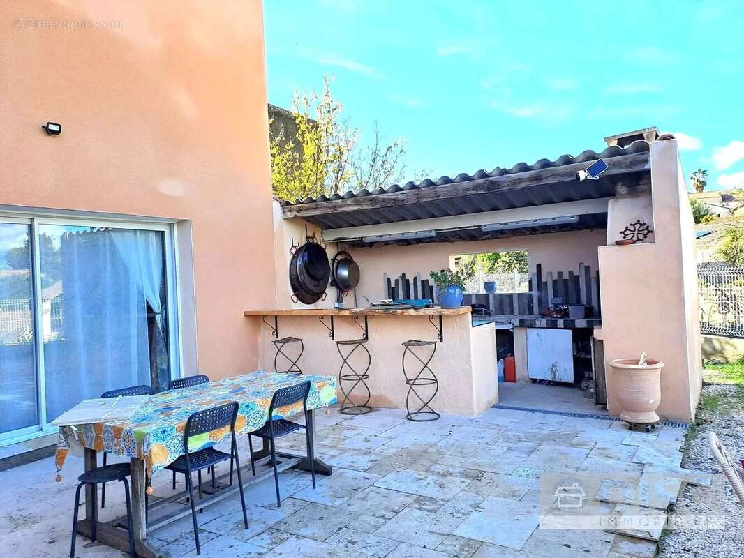 Maison à NEZIGNAN-L&#039;EVEQUE