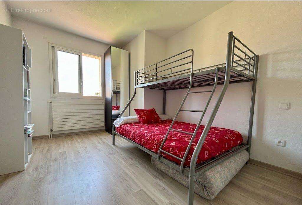 Appartement à BOURG-DE-PEAGE