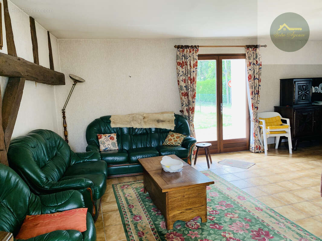 Maison à MONTACHER-VILLEGARDIN