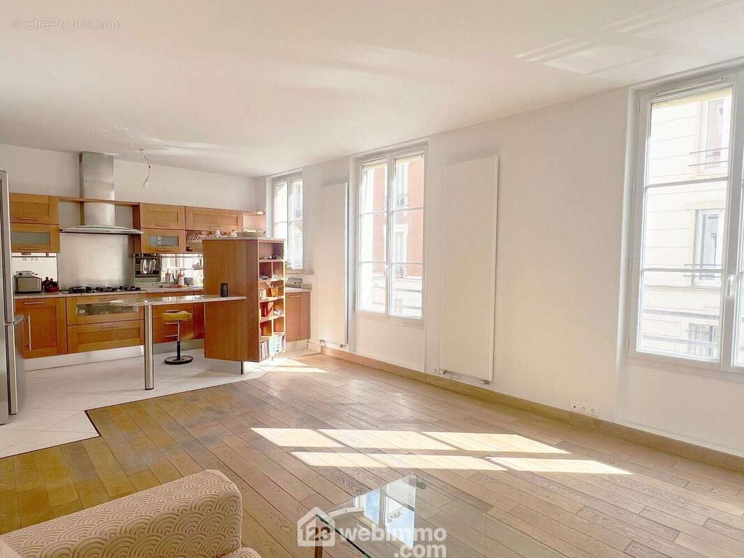Séjour avec cuisine ouverte (30 m²) exposé sud - Appartement à MALAKOFF