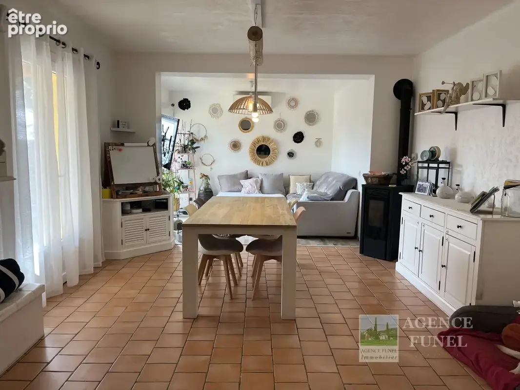 St Valier-de-Thiey - Villa Individuelle 3 Chambres Double Garage (50 m2) Terrain 1.552 m2 - photo 9