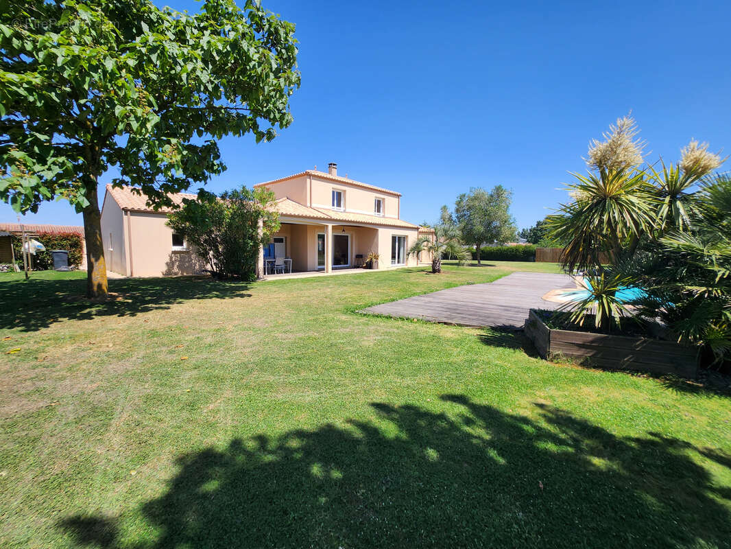 Maison à THIRE