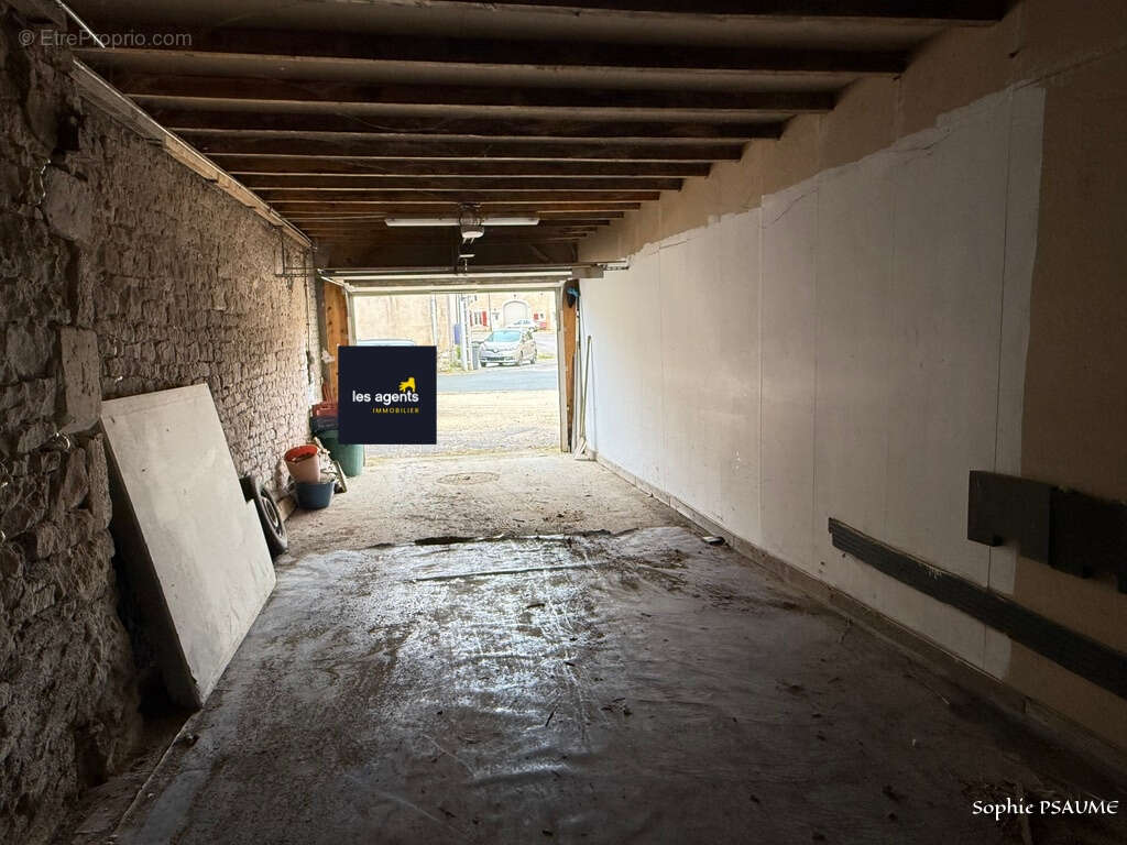 Maison à COLOMBEY-LES-BELLES