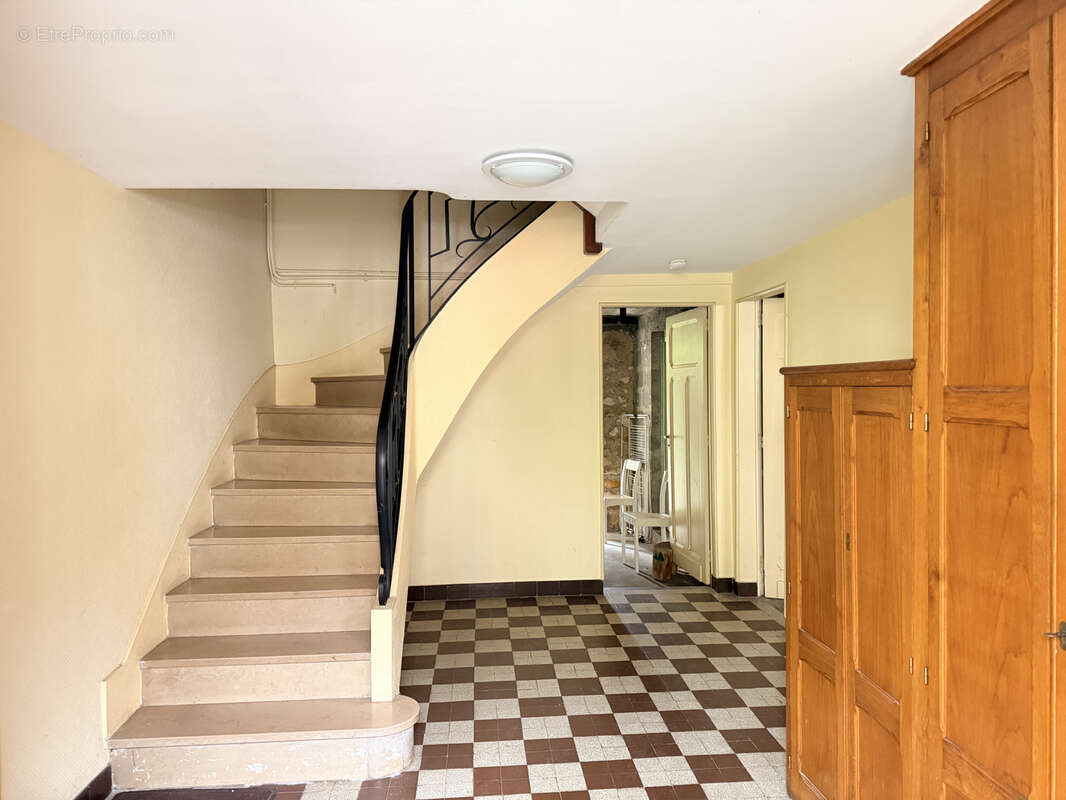 À VENDRE   Immeuble de rapport   Quartier Clos Chassaing - photo 2